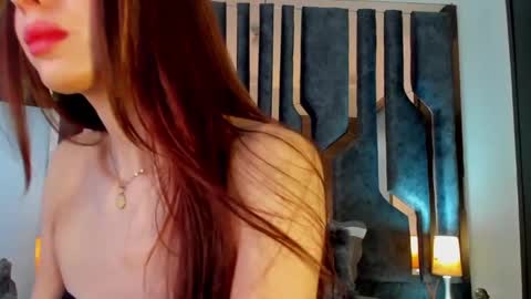 Snapshot of _silvia_vega_ chatting on 12/26/24, 02:05 _silvia_vega_ online show from 12/26/24, 02:05