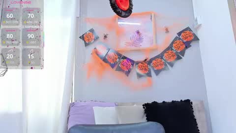 Snapshot of _sofia_cruz chatting on 10/30/25, 07:36 640 200 online show from 10/30/25, 07:36