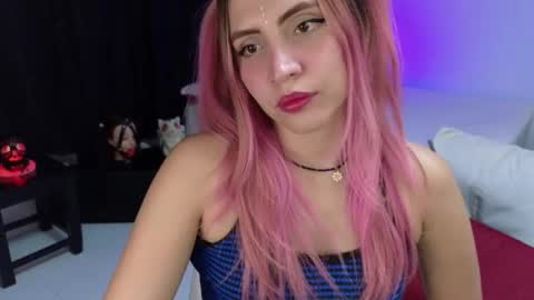 Snapshot of _sofiapink chatting on 02/12/25, 10:59 Sofia online show from 02/12/25, 10:59