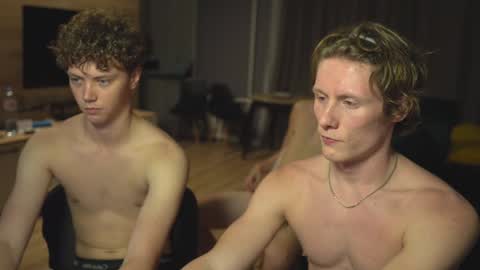 OLIVERpvt is open online show from 01/15/25, 04:11