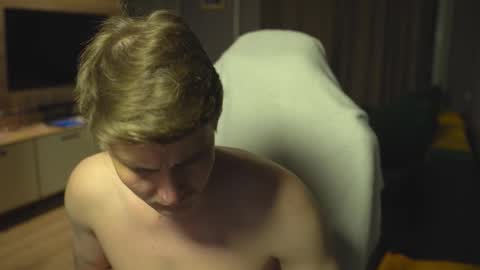 OLIVERpvt is open online show from 11/16/25, 01:22