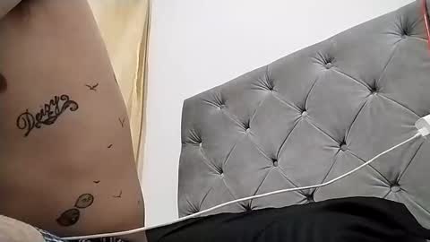 Snapshot of _spider_dick_ chatting on 11/09/25, 01:15 Alejandro Pinzon online show from 11/09/25, 01:15