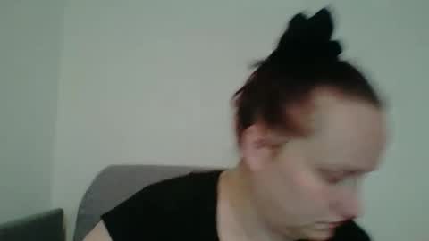 Melisa online show from 10/07/25, 03:47