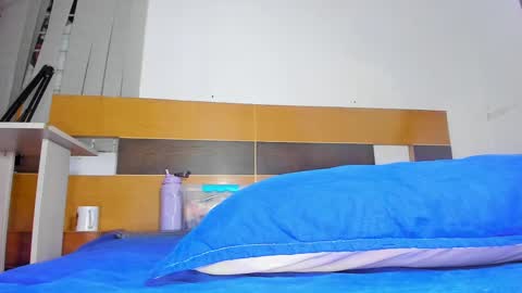 Snapshot of _ssusy_ chatting on 02/11/25, 11:54 susy online show from 02/11/25, 11:54