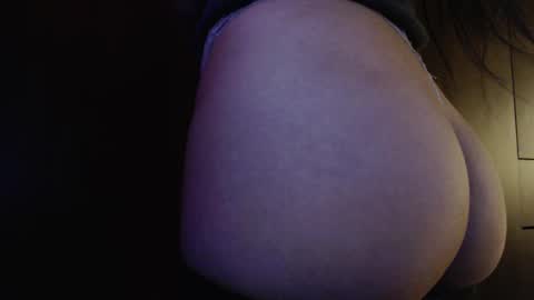 Snapshot of _submissiveamy888 chatting on 02/09/25, 03:32 _submissiveamy888 online show from 02/09/25, 03:32