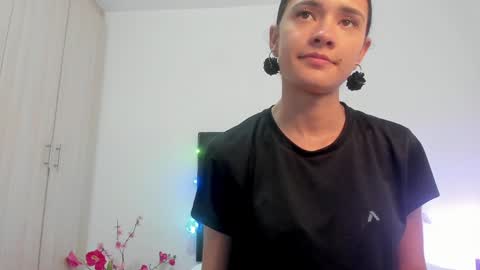 Snapshot of _sussi_ chatting on 12/20/24, 07:50 Sussi online show from 12/20/24, 07:50