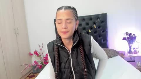 Snapshot of _sussi_ chatting on 02/20/25, 01:40 Sussi online show from 02/20/25, 01:40