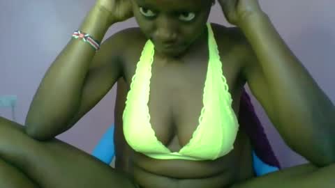 Snapshot of _sweet_gabriella chatting on 12/10/24, 08:40 Gabriella online show from 12/10/24, 08:40