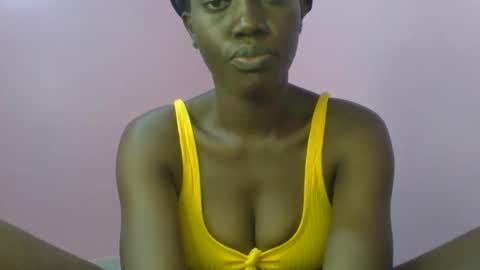 Snapshot of _sweet_gabriella chatting on 12/14/24, 01:16 Gabriella online show from 12/14/24, 01:16