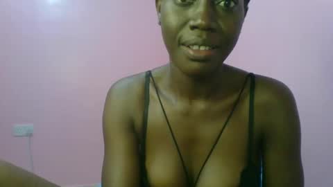 Snapshot of _sweet_gabriella chatting on 12/15/24, 12:40 Gabriella online show from 12/15/24, 12:40