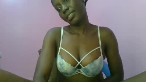 Snapshot of _sweet_gabriella chatting on 12/16/24, 09:46 Gabriella online show from 12/16/24, 09:46