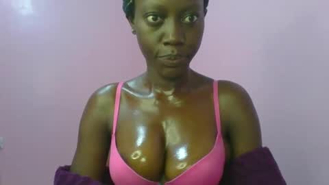 Snapshot of _sweet_gabriella chatting on 12/19/24, 01:18 Gabriella online show from 12/19/24, 01:18