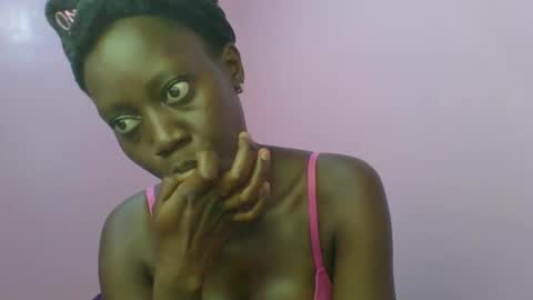 Snapshot of _sweet_gabriella chatting on 12/19/24, 01:40 Gabriella online show from 12/19/24, 01:40
