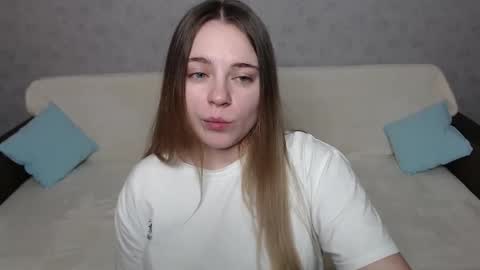 Snapshot of _sweet_lana_ chatting on 01/14/25, 11:31 Lana online show from 01/14/25, 11:31
