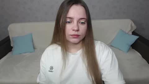 Snapshot of _sweet_lana_ chatting on 02/04/25, 08:13 Lana online show from 02/04/25, 08:13