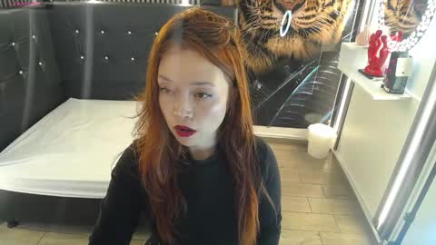 Snapshot of _sweetbriana chatting on 10/21/25, 12:39 Sweet Briana online show from 10/21/25, 12:39