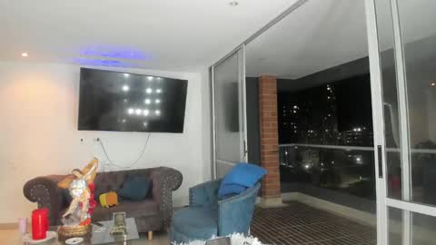 Snapshot of _sweetkatty chatting on 02/03/25, 02:25 Maria Fernanda online show from 02/03/25, 02:25