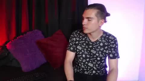    online show from 01/25/25, 05:08