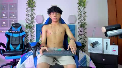 Taylor online show from 09/30/25, 12:26