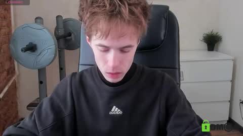 _tokyo_ghoul online show from 10/18/25, 07:31