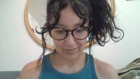 Snapshot of _tutti_frutti_ chatting on 11/04/25, 11:48 _tutti_frutti_ online show from 11/04/25, 11:48