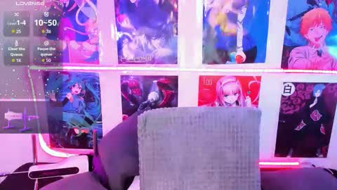     online show from 11/12/25, 03:07