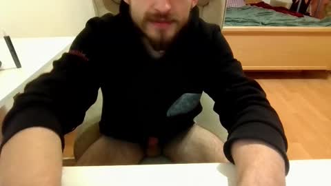 Snapshot of _v_l_a_d_ chatting on 02/12/25, 07:56 Vlad online show from 02/12/25, 07:56