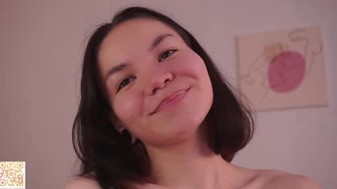 Snapshot of _vi_vi_ chatting on 02/17/25, 05:14 Viola online show from 02/17/25, 05:14