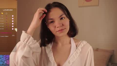 Snapshot of _vi_vi_ chatting on 02/21/25, 06:04 Viola online show from 02/21/25, 06:04