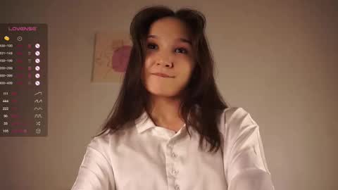 Snapshot of _vi_vi_ chatting on 02/26/25, 03:08 Viola online show from 02/26/25, 03:08