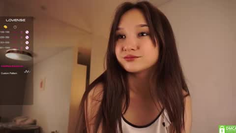 Snapshot of _vi_vi_ chatting on 02/28/25, 03:48 Viola online show from 02/28/25, 03:48
