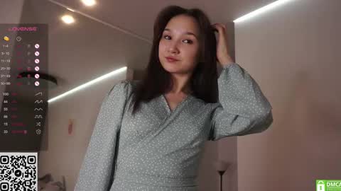 Snapshot of _vi_vi_ chatting on 03/03/25, 04:35 Viola online show from 03/03/25, 04:35