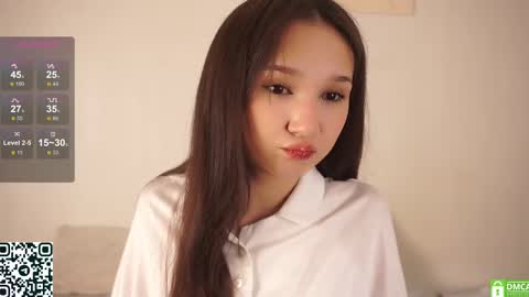 Snapshot of _vi_vi_ chatting on 03/11/25, 02:40 Viola online show from 03/11/25, 02:40