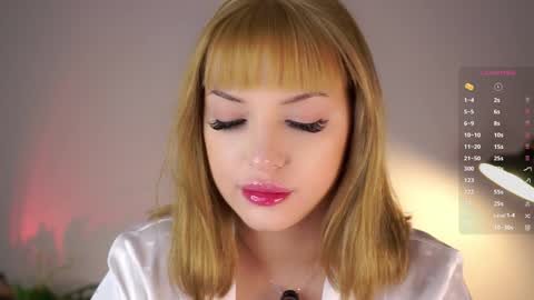 Snapshot of _vi_vi_ chatting on 09/23/25, 06:11 Viola online show from 09/23/25, 06:11