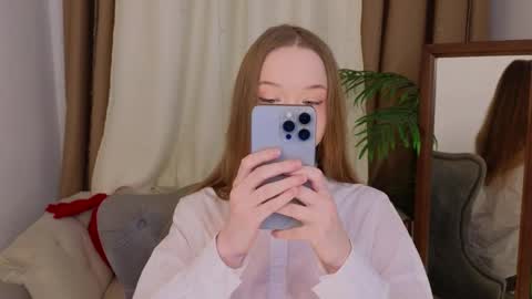 Violet online show from 02/16/25, 08:11