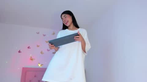 Violeta online show from 09/24/25, 05:22