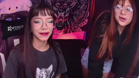 Snapshot of _vix555_ chatting on 01/17/25, 05:53 Vix online show from 01/17/25, 05:53