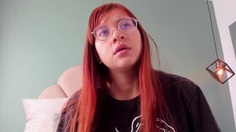 Snapshot of _vix555_ chatting on 02/02/25, 02:34 Vix online show from 02/02/25, 02:34