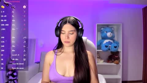 Snapshot of _wdreamgirl chatting on 10/21/25, 09:04 Fernanda online show from 10/21/25, 09:04