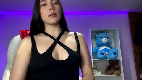 Snapshot of _wdreamgirl chatting on 10/25/25, 05:59 Fernanda online show from 10/25/25, 05:59