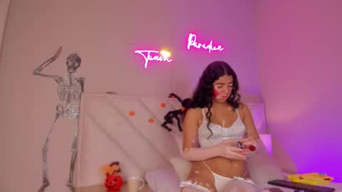 _wendy_x online show from 11/01/25, 11:34