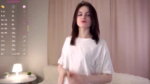 Snapshot of _wicked_game chatting on 11/19/25, 07:19 Anna online show from 11/19/25, 07:19