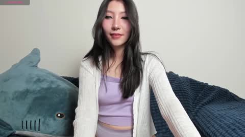 Snapshot of _yuriko chatting on 12/04/24, 04:38 Mia online show from 12/04/24, 04:38