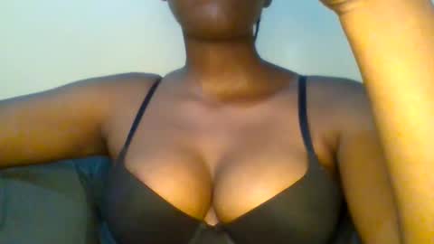 Snapshot of _zawadi chatting on 01/13/25, 12:51 Zawadi online show from 01/13/25, 12:51
