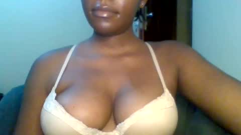 Snapshot of _zawadi chatting on 03/11/25, 08:53 Zawadi online show from 03/11/25, 08:53