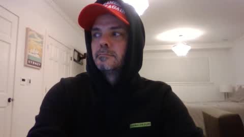 Zeus online show from 01/08/25, 04:34