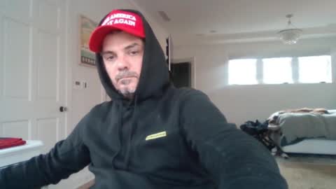 Zeus online show from 01/11/25, 07:05