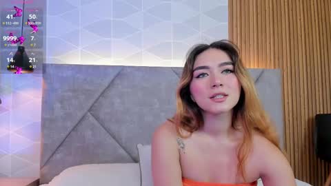 Snapshot of _zoe_sweet__ chatting on 03/04/25, 11:29 Daniela Brown online show from 03/04/25, 11:29