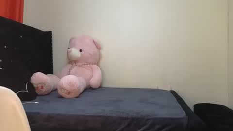 Zoilah online show from 01/13/25, 03:45