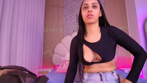 Aisha online show from 11/15/25, 11:51